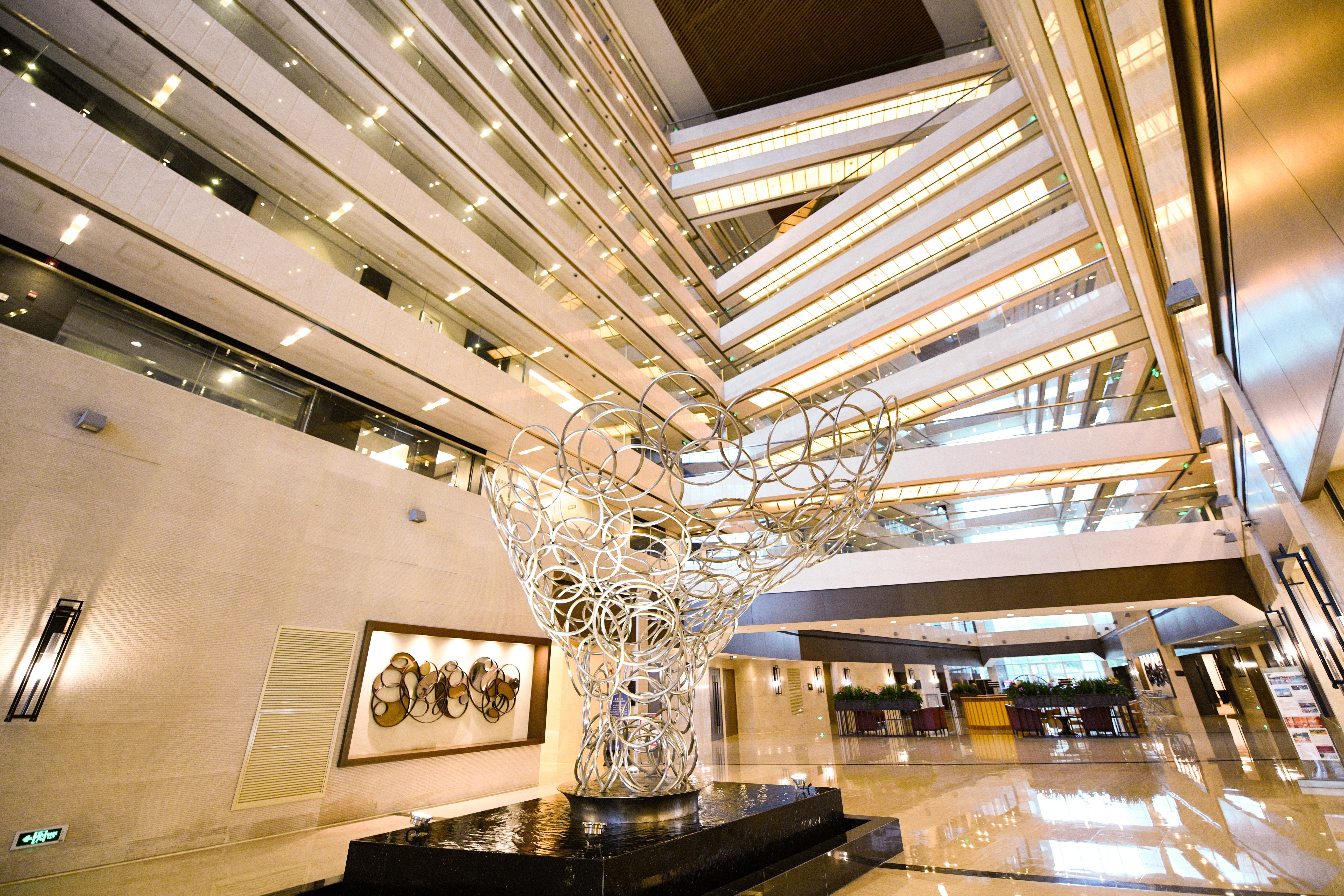 Crowne Plaza Shanghai Xiayang Lake By Ihg Qingpu Exterior photo