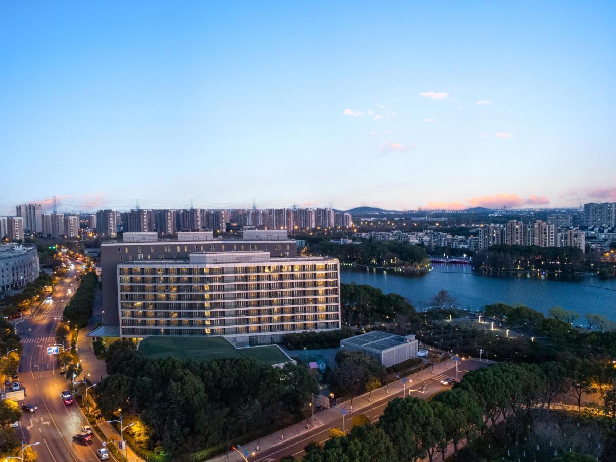 Crowne Plaza Shanghai Xiayang Lake By Ihg Qingpu Exterior photo